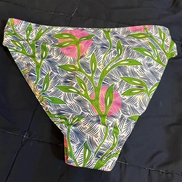 Bikini Bottom with front sash - Picture 2 of 9